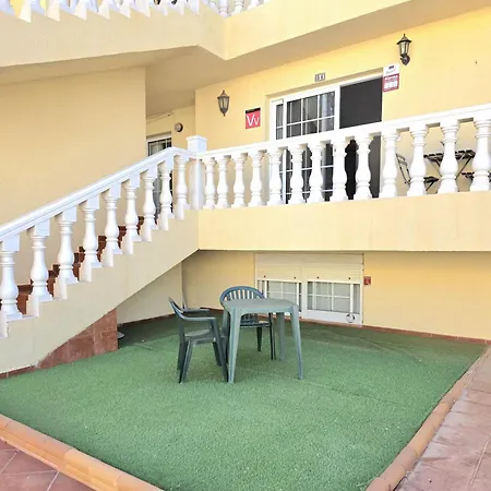 Caleta Апартаменты *